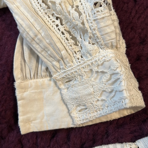 SEA NEW YORK Crew Neck Sweater with lace sleeves - Picture 7 of 7